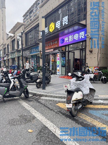 130653j6s8uus0u7m11y6u_副本.jpg